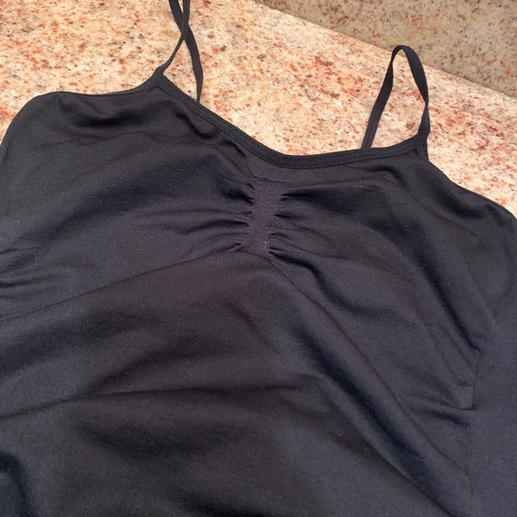 2 Unity woman’s tanks - Picture 3 of 6